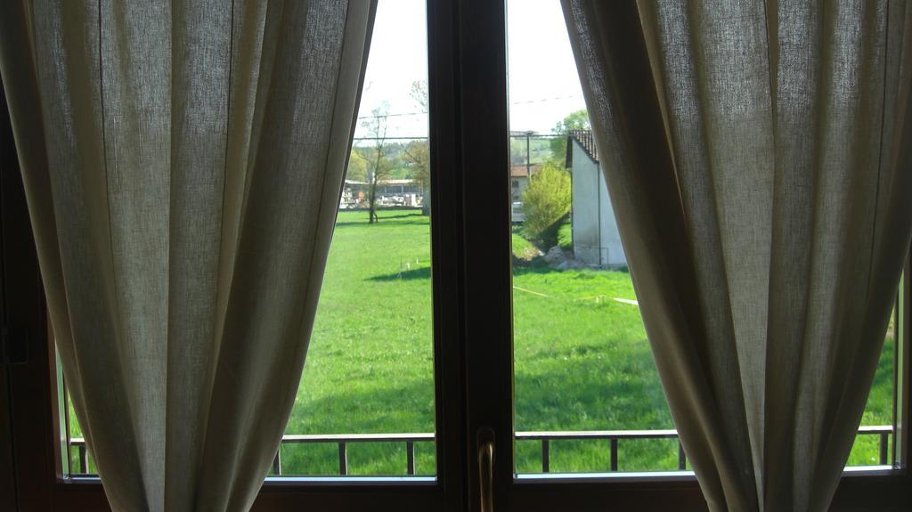 B&B Rooms Moncalvo Δωμάτιο φωτογραφία